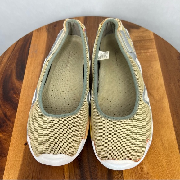 Mountrek Yellow Metallic Silver Slip On Women's Shoes Size 11 - Picture 10 of 11